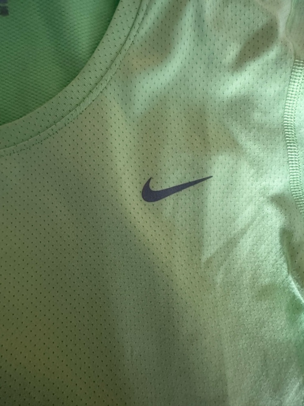 Nike Women's Dri-FIT Short-Sleeve Top Bright Green size XL - Picture 10 of 15